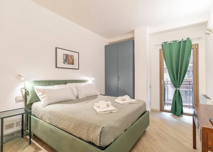 Aurealiving - Trastevere With Gym Apartment *