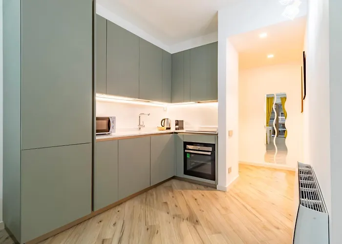 Aurealiving - Trastevere Apartment With Gym רומא
