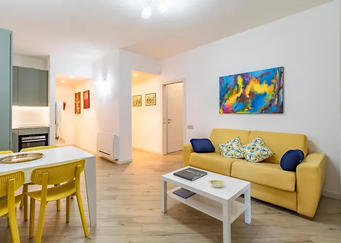Aurealiving - Trastevere Apartment With Gym * רומא